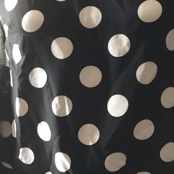 Black blouse with white poka dot sheer sleeves - Picture 3 of 4